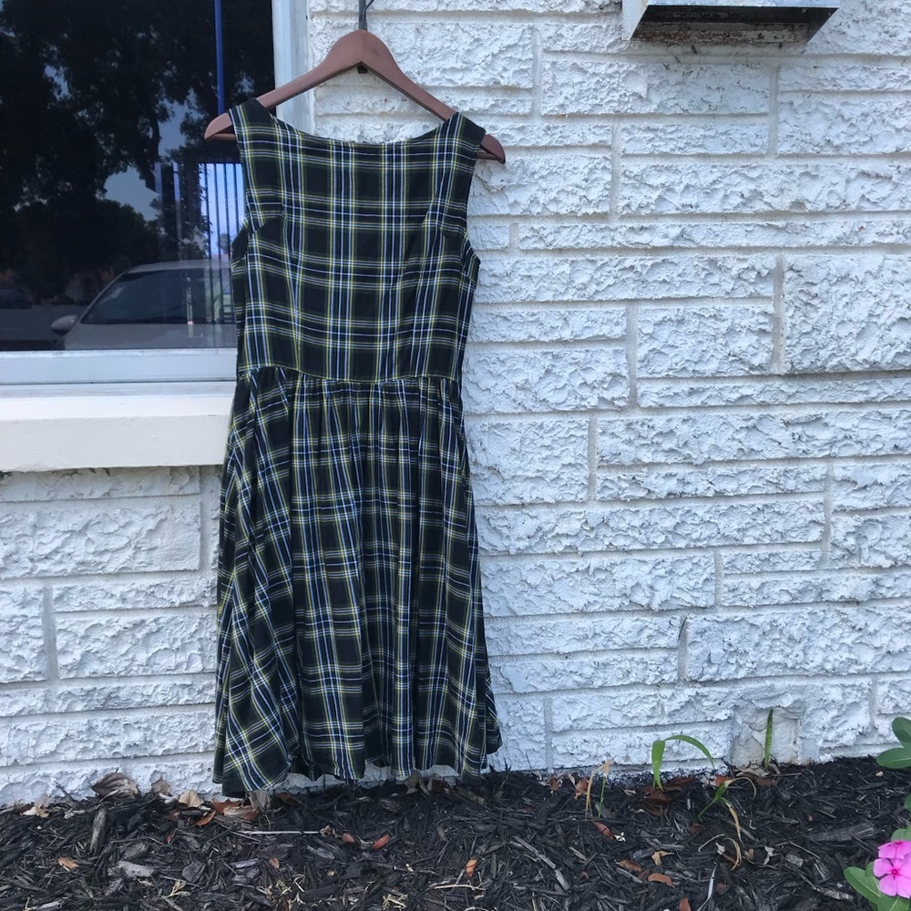 Lindy bop dress size small green plaid